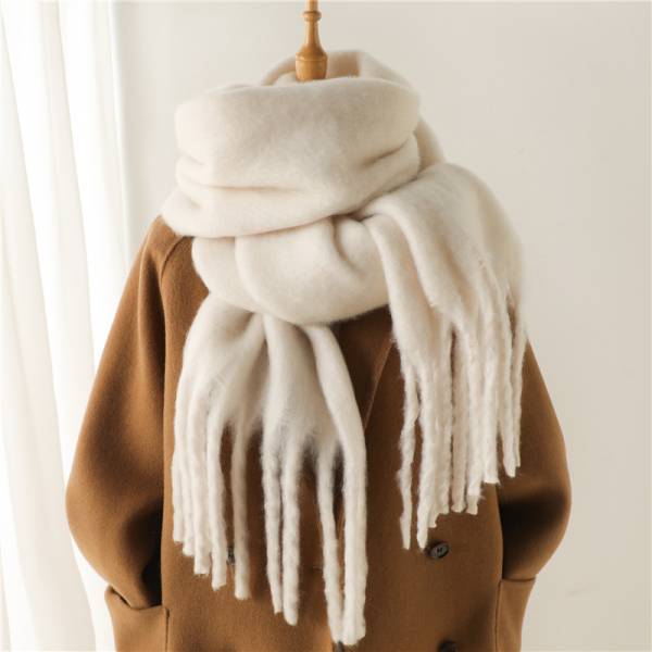 Mohair Pure Color All-matching Winter Warm Lengthened Fringe Bib Towel - Image 6