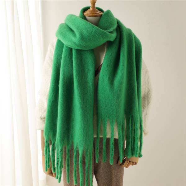 Mohair Pure Color All-matching Winter Warm Lengthened Fringe Bib Towel - Image 4