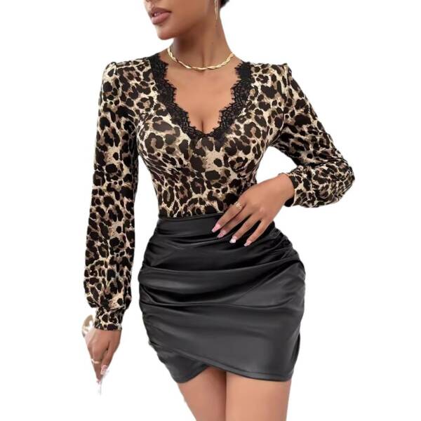 Autumn And Winter New Leopard Print Lace Top - Image 2