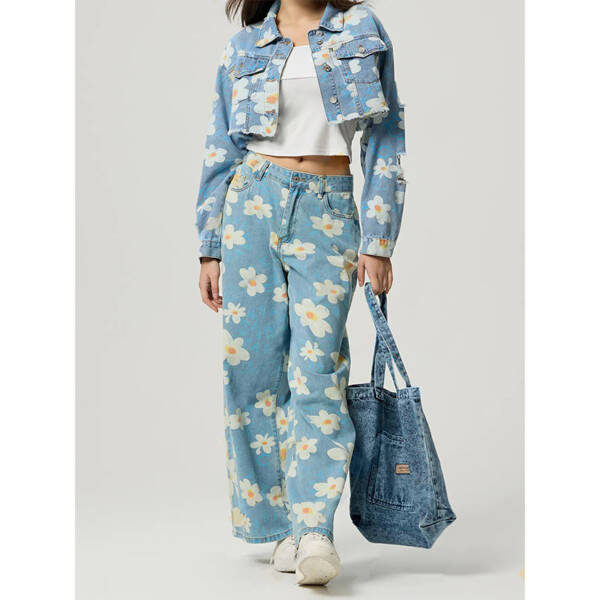 Vintage Flower Print Straight Jeans - Image 5